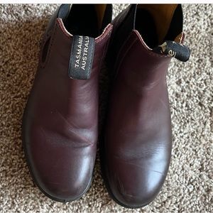 Blundstone boots red/brown